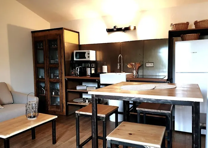 Charming House Between Port And Center בית נופש פורטו-וישיו