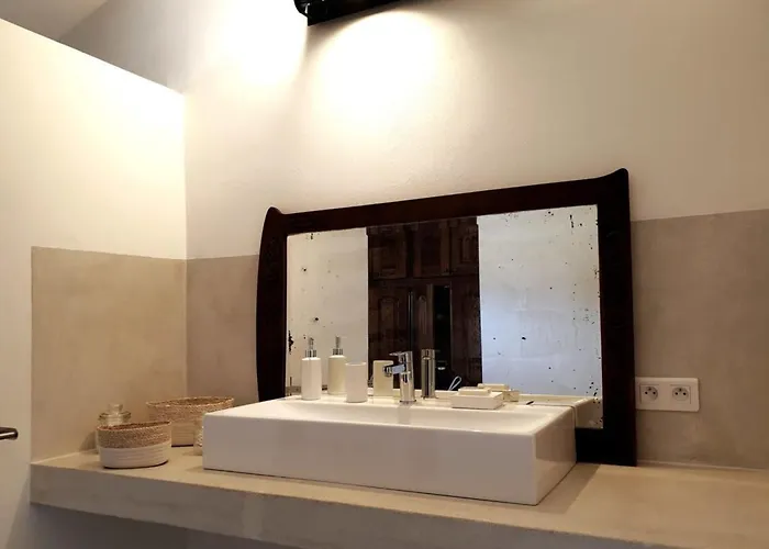 Charming House Between Port And Center בית נופש *