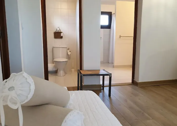 Сasa de vacaciones Charming House Between Port And Center *